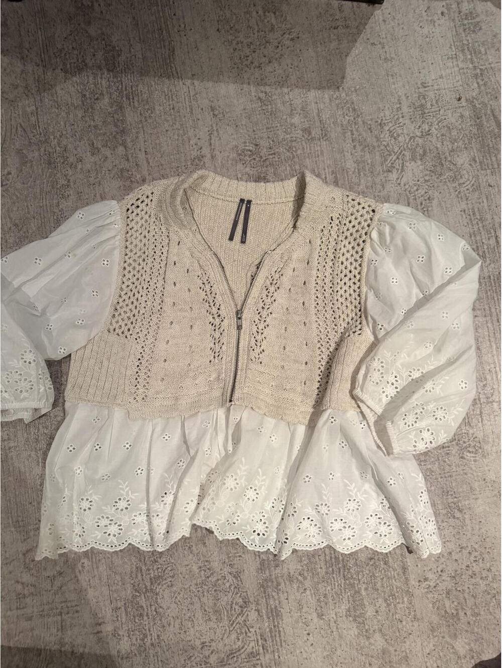 NWOT Anthroplogie half sleeve cotton sweater vest eyelet blouse top whimsy boho - Picture 2 of 6